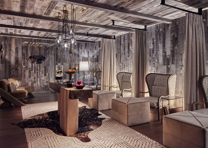 Bowie House, Collection 5* Fort Worth