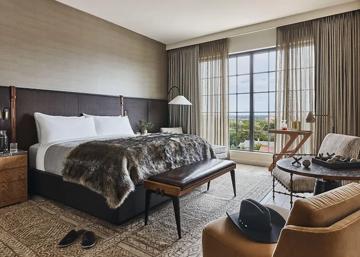 Bowie House, Collection Hotel 5*