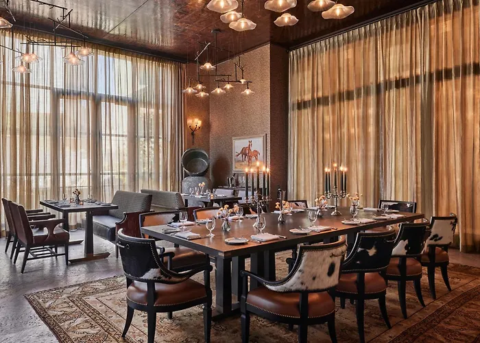 Bowie House, Collection 5* Fort Worth